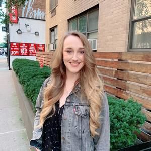 Meet your Posher, Julia